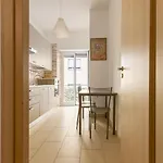 Cozy Retreat Saint John Apartman